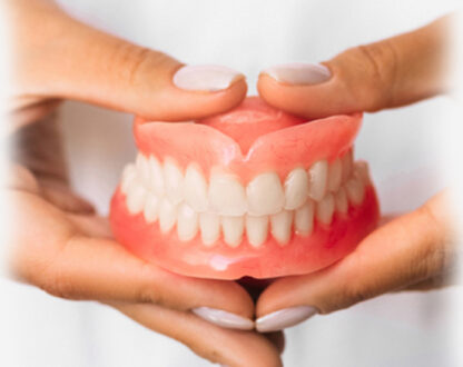 Adjusting to Removable Dentures: Tips for Comfort and Adaptation