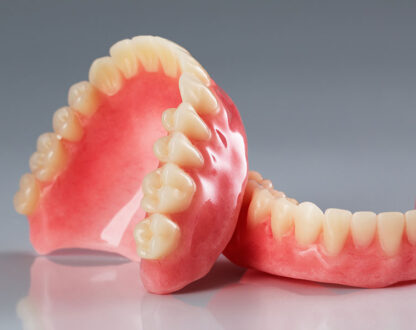 What’s Better: Fixed or Removable Dentures?